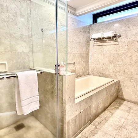 Rj Service Suite At Times Square Kuala Lumpur Exterior photo